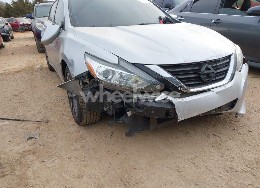Photo 17 of 2017 Nissan Altima 2.5 SV (VIN 1N4AL3APXHC211778)