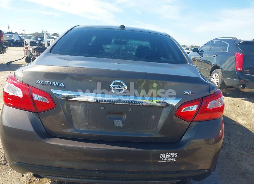 Photo 16 of 2017 Nissan Altima 2.5 SL (VIN 1N4AL3APXHC214163)
