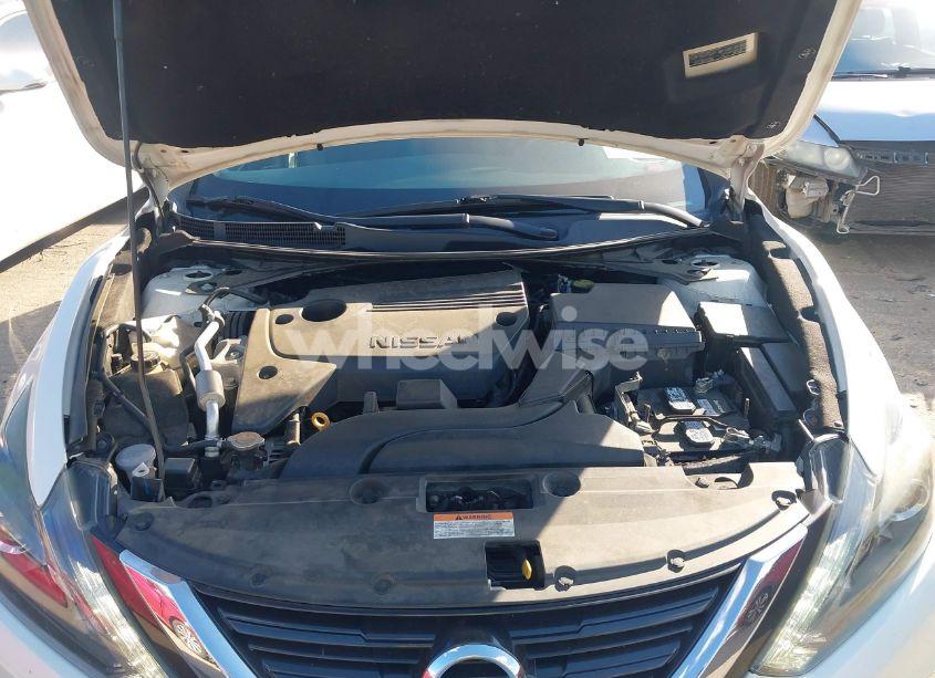 Photo 10 of 2017 Nissan Altima 2.5 SR (VIN 1N4AL3APXHC284679)