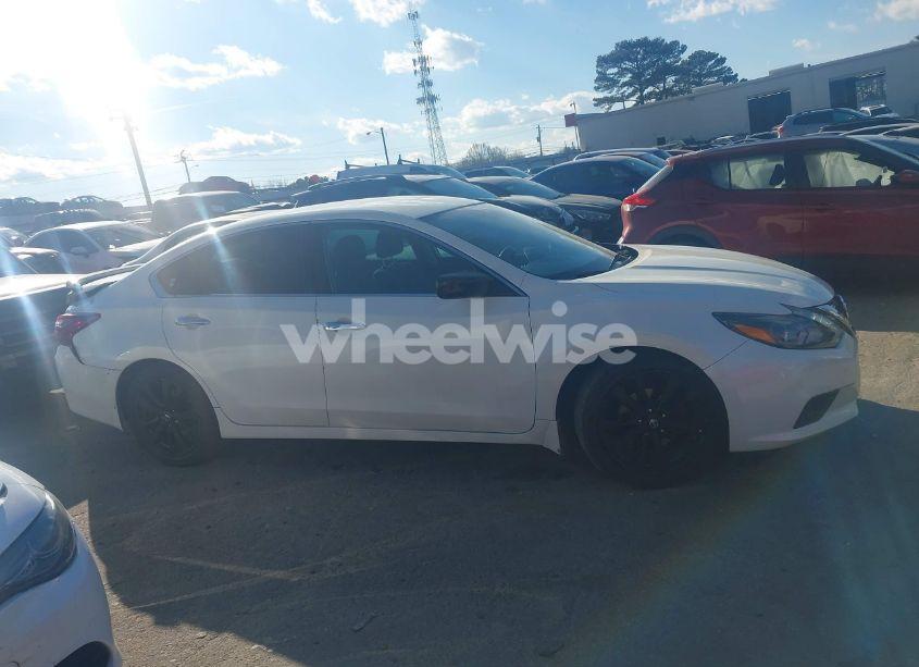 Photo 13 of 2017 Nissan Altima 2.5 SR (VIN 1N4AL3APXHC284679)