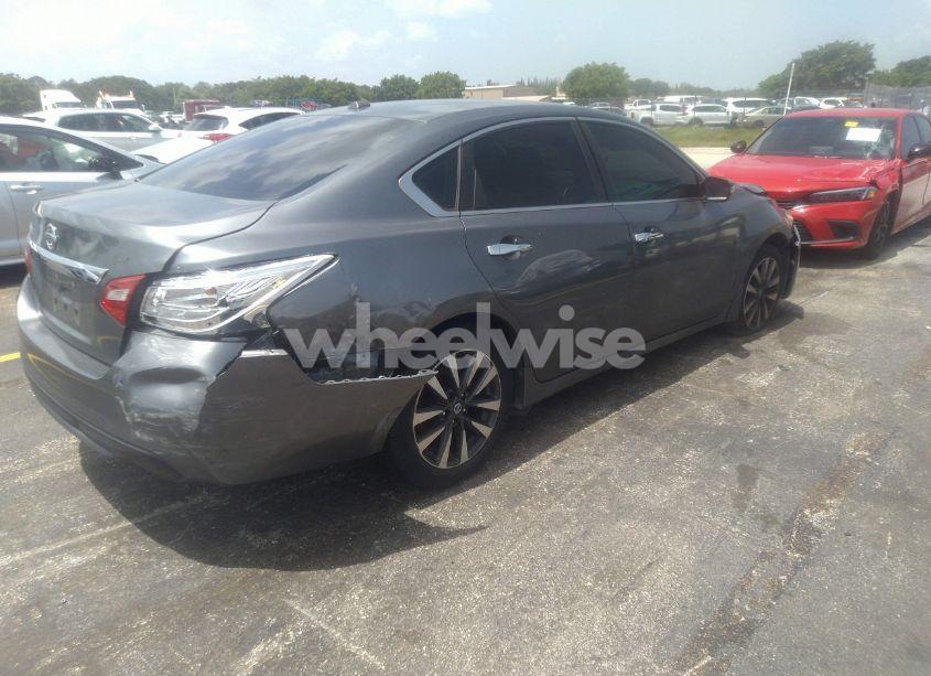 Photo 4 of 2017 Nissan Altima 2.5 SV (VIN 1N4AL3APXHC289459)