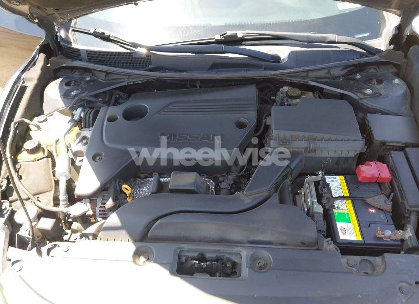 Photo 10 of 2017 Nissan Altima 2.5 SL (VIN 1N4AL3APXHC470996)