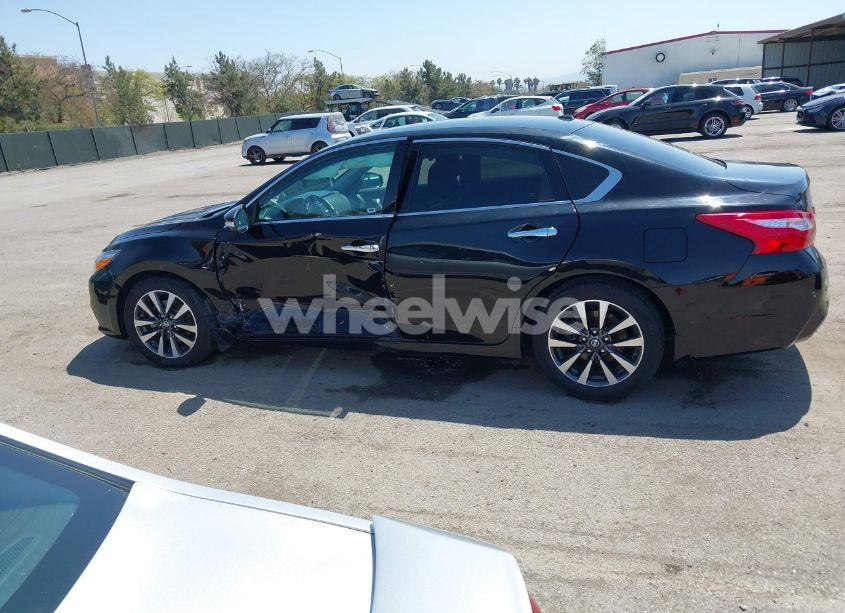 Photo 14 of 2017 Nissan Altima 2.5 SL (VIN 1N4AL3APXHC470996)