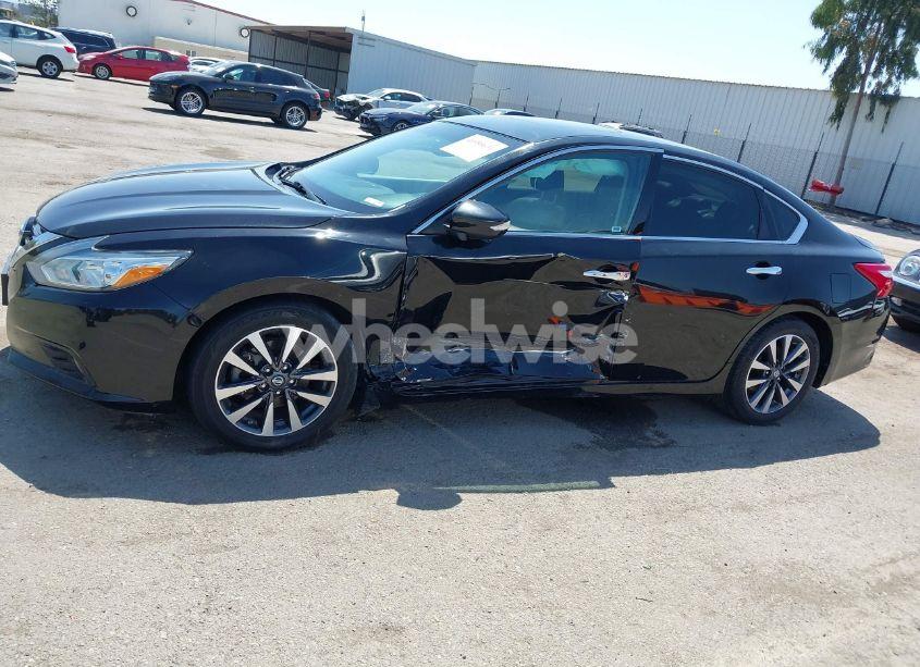 Photo 6 of 2017 Nissan Altima 2.5 SL (VIN 1N4AL3APXHC470996)