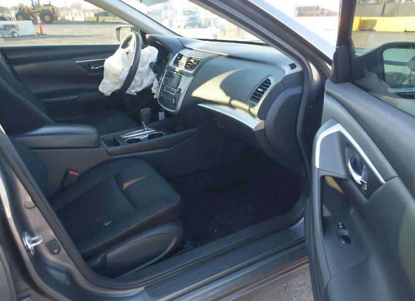 Photo 5 of 2017 Nissan Altima 2.5 S (VIN 1N4AL3APXHC485336)