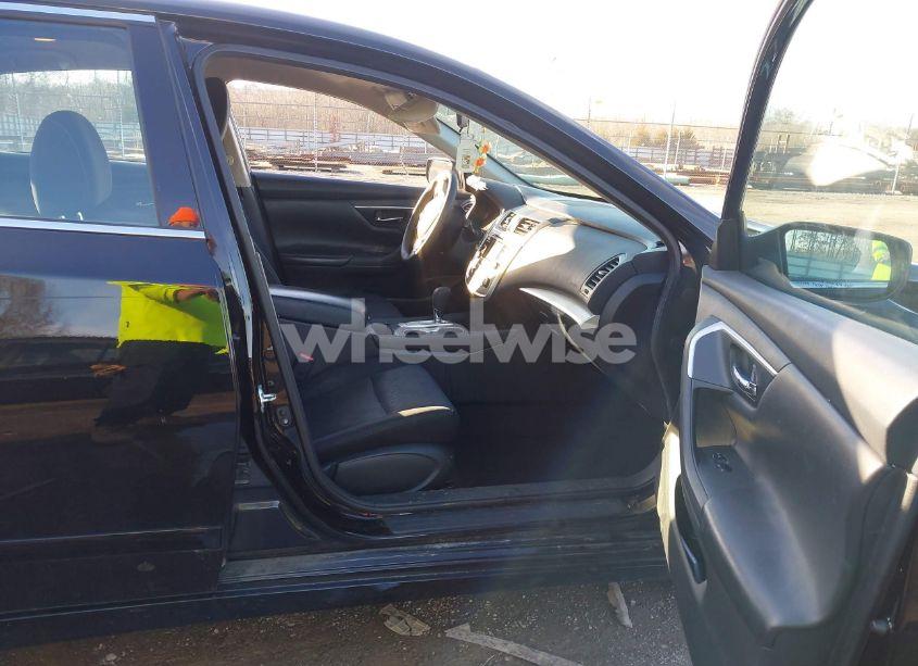 Photo 5 of 2017 Nissan Altima 2.5 S (VIN 1N4AL3APXHC486034)