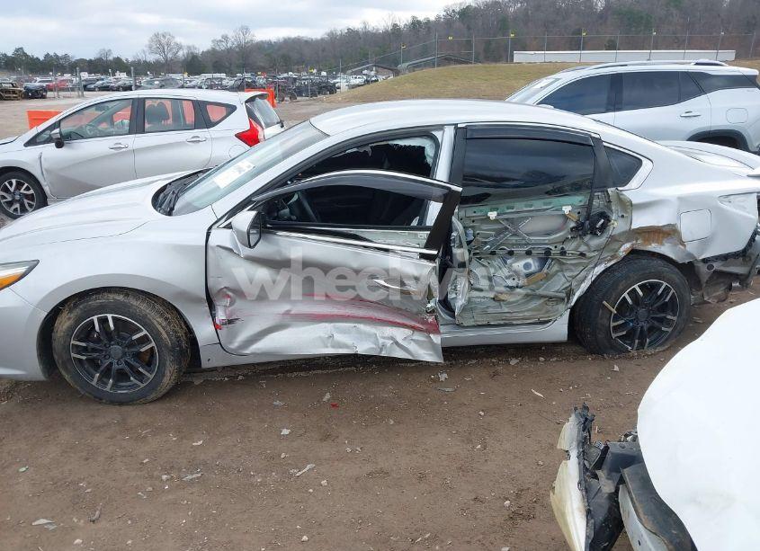 Photo 13 of 2017 Nissan Altima 2.5 S (VIN 1N4AL3APXHC486583)