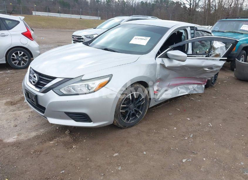 Photo 2 of 2017 Nissan Altima 2.5 S (VIN 1N4AL3APXHC486583)