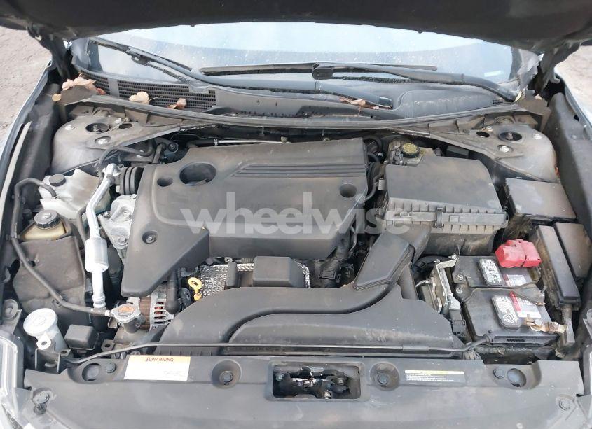 Photo 10 of 2017 Nissan Altima 2.5 SV (VIN 1N4AL3APXHC491525)