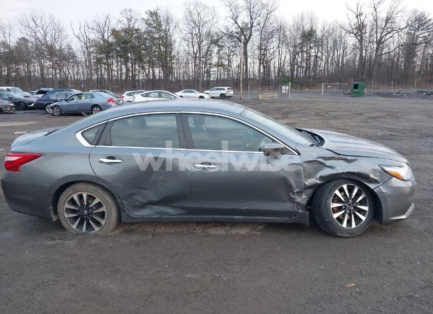 Photo 12 of 2017 Nissan Altima 2.5 SV (VIN 1N4AL3APXHC491525)