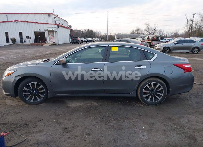 Photo 13 of 2017 Nissan Altima 2.5 SV (VIN 1N4AL3APXHC491525)