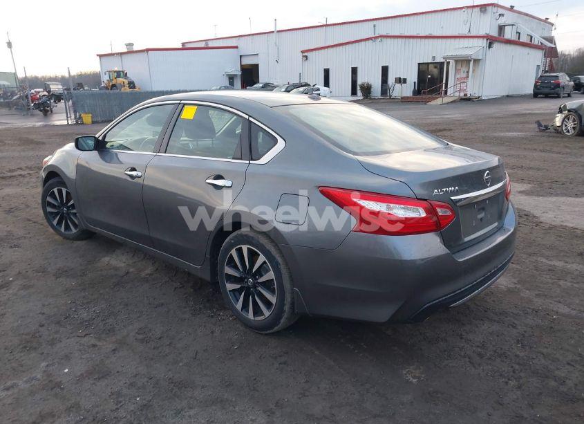 Photo 3 of 2017 Nissan Altima 2.5 SV (VIN 1N4AL3APXHC491525)