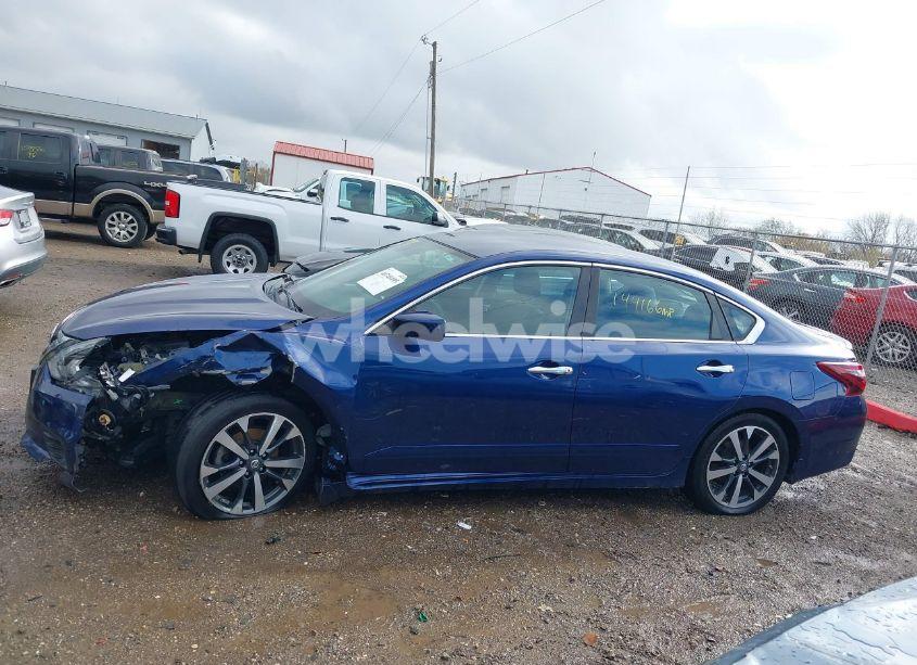 Photo 14 of 2017 Nissan Altima 2.5 SR (VIN 1N4AL3APXHC492979)