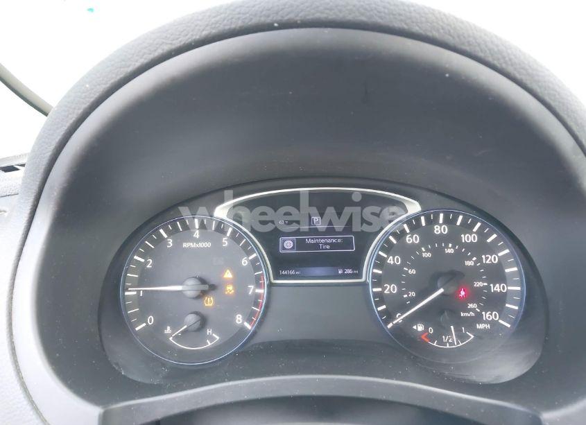 Photo 7 of 2017 Nissan Altima 2.5 SR (VIN 1N4AL3APXHC492979)