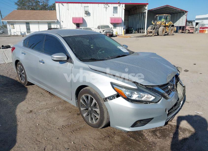 2017 Nissan Altima 2.5 SL (VIN 1N4AL3APXHC496045) main photo