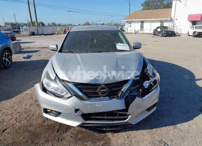 Photo 6 of 2017 Nissan Altima 2.5 SL (VIN 1N4AL3APXHC496045)