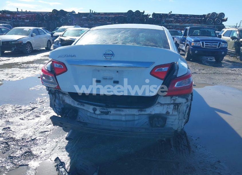 Photo 16 of 2017 Nissan Altima 2.5/2.5 S/2.5 SL/2.5 SR/2.5 SV (VIN 1N4AL3APXHN302487)