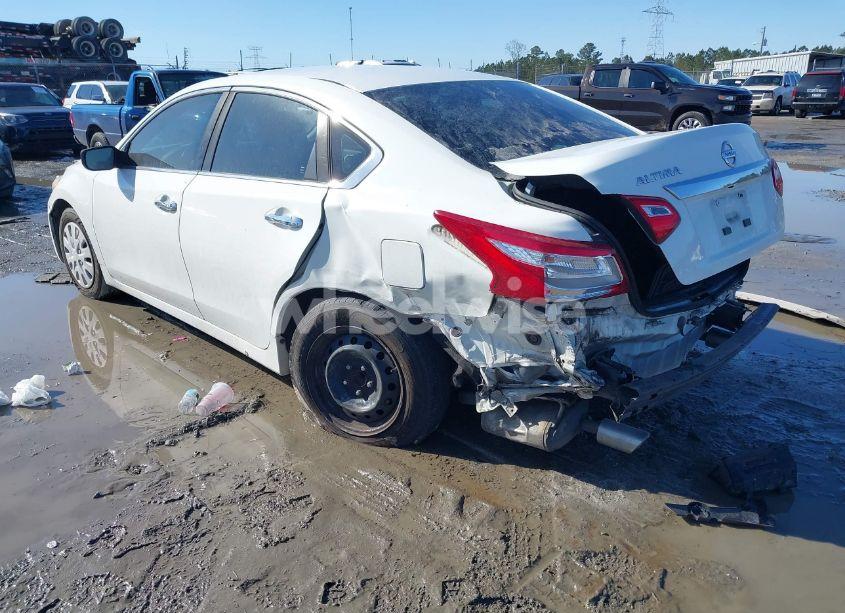 Photo 3 of 2017 Nissan Altima 2.5/2.5 S/2.5 SL/2.5 SR/2.5 SV (VIN 1N4AL3APXHN302487)
