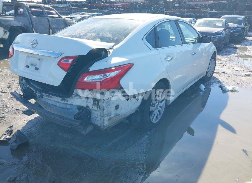 Photo 4 of 2017 Nissan Altima 2.5/2.5 S/2.5 SL/2.5 SR/2.5 SV (VIN 1N4AL3APXHN302487)