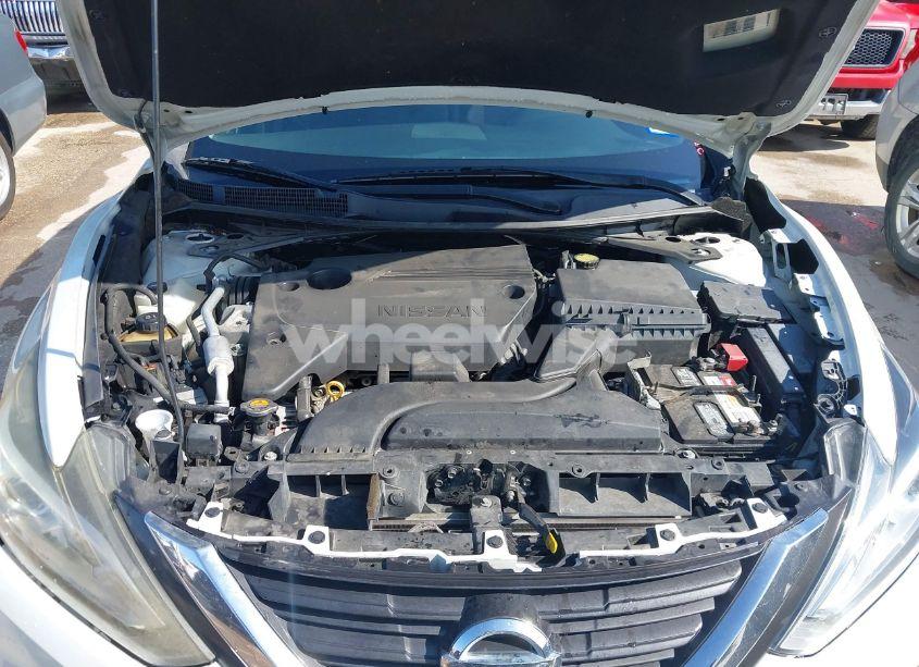 Photo 10 of 2017 Nissan Altima 2.5 SR (VIN 1N4AL3APXHN303459)