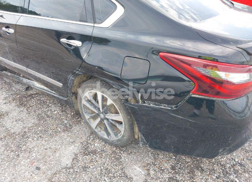 Photo 18 of 2017 Nissan Altima 2.5 SR (VIN 1N4AL3APXHN304790)