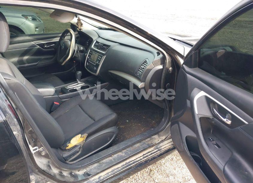 Photo 5 of 2017 Nissan Altima 2.5 SR (VIN 1N4AL3APXHN304790)