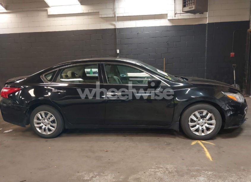 Photo 13 of 2017 Nissan Altima 2.5 S (VIN 1N4AL3APXHN324814)