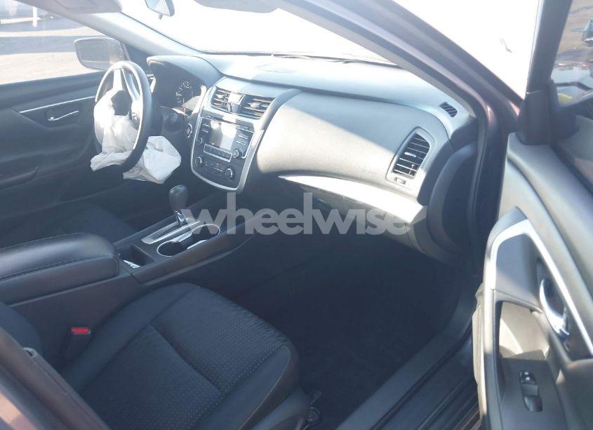 Photo 5 of 2017 Nissan Altima 2.5 S (VIN 1N4AL3APXHN327244)