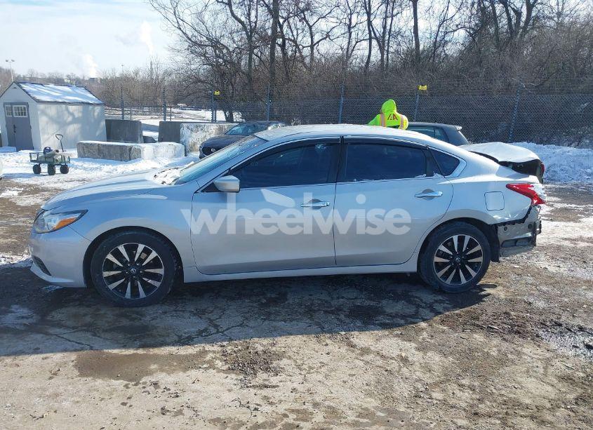 Photo 14 of 2017 Nissan Altima 2.5 S (VIN 1N4AL3APXHN328121)