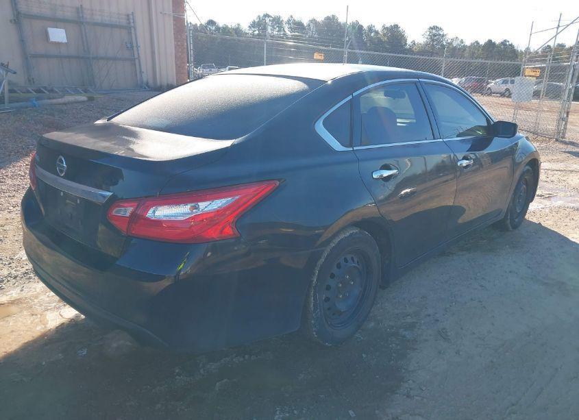 Photo 4 of 2017 Nissan Altima 2.5 S (VIN 1N4AL3APXHN338437)