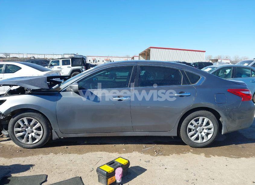 Photo 14 of 2017 Nissan Altima 2.5 S (VIN 1N4AL3APXHN341645)