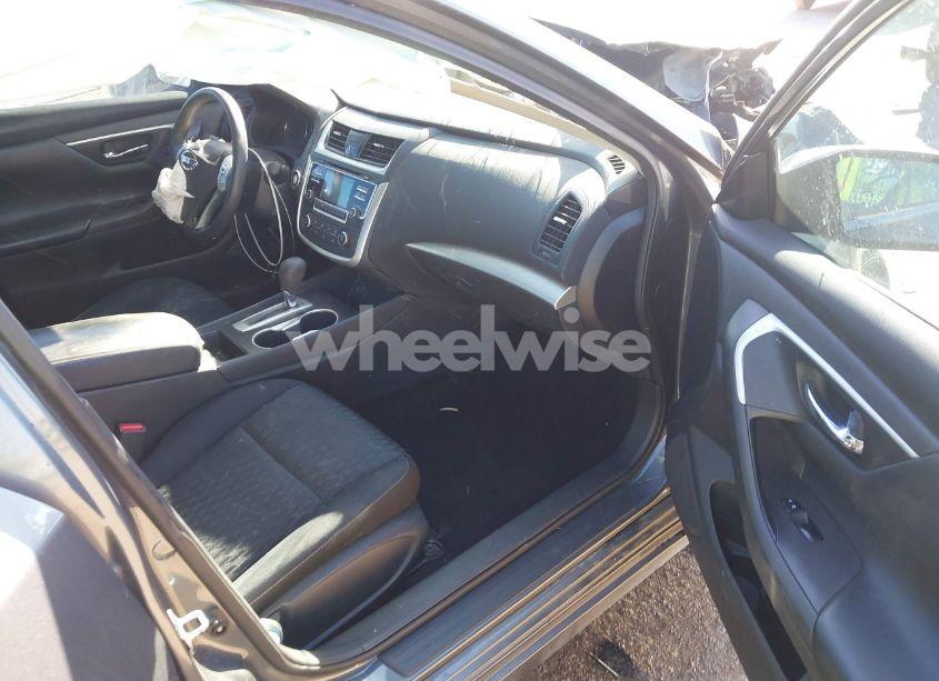 Photo 5 of 2017 Nissan Altima 2.5 S (VIN 1N4AL3APXHN341645)