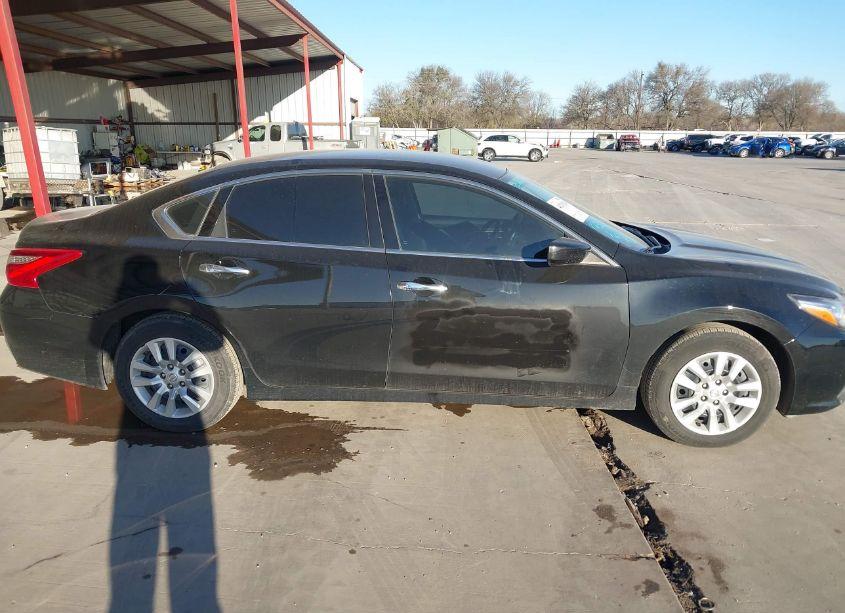 Photo 13 of 2017 Nissan Altima 2.5 S (VIN 1N4AL3APXHN343864)