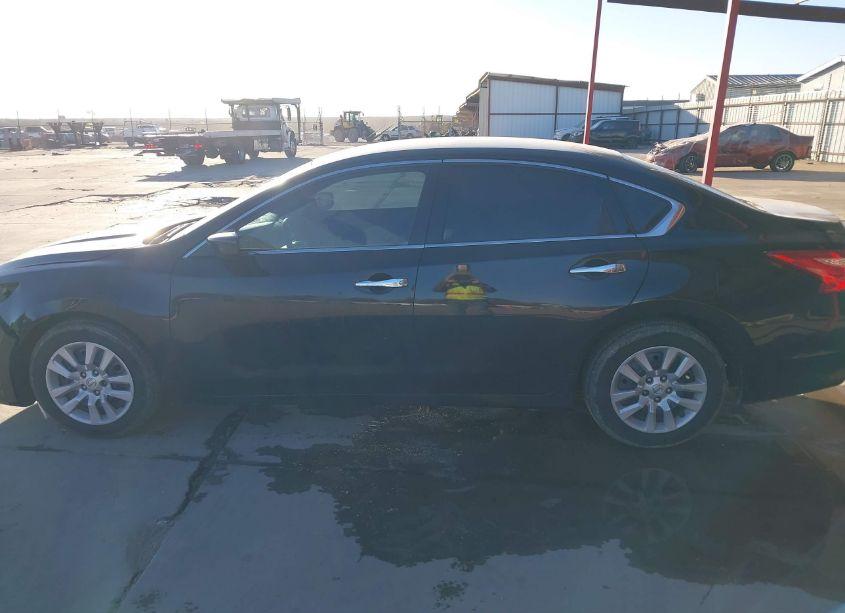 Photo 14 of 2017 Nissan Altima 2.5 S (VIN 1N4AL3APXHN343864)