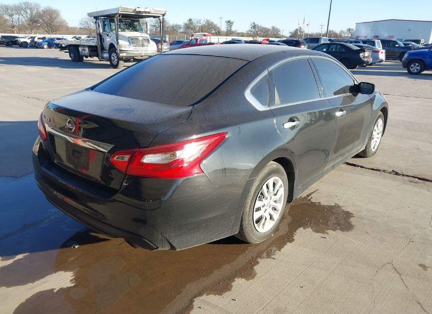 Photo 4 of 2017 Nissan Altima 2.5 S (VIN 1N4AL3APXHN343864)