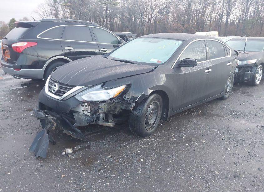 Photo 2 of 2017 Nissan Altima 2.5 S (VIN 1N4AL3APXHN358963)