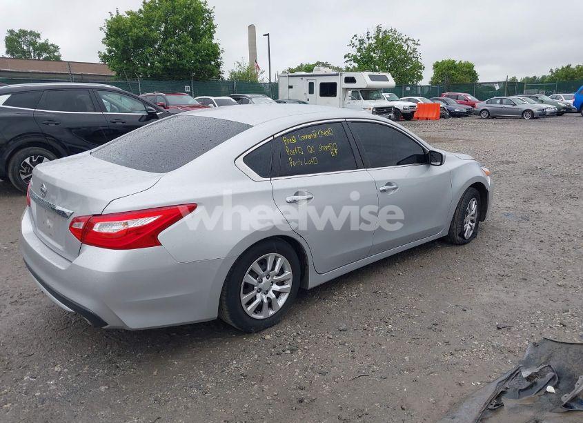 Photo 4 of 2017 Nissan Altima 2.5 S (VIN 1N4AL3APXHN365430)