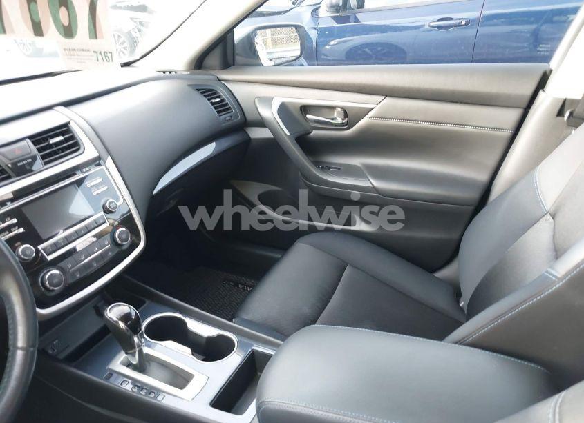 Photo 5 of 2018 Nissan Altima 2.5 SR (VIN 1N4AL3APXJC106955)