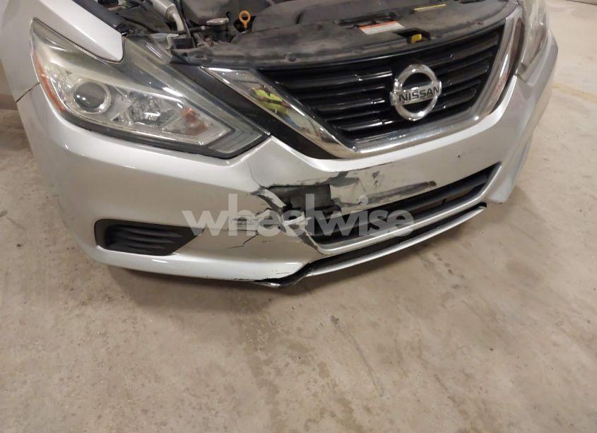 Photo 6 of 2018 Nissan Altima 2.5 S (VIN 1N4AL3APXJC111640)