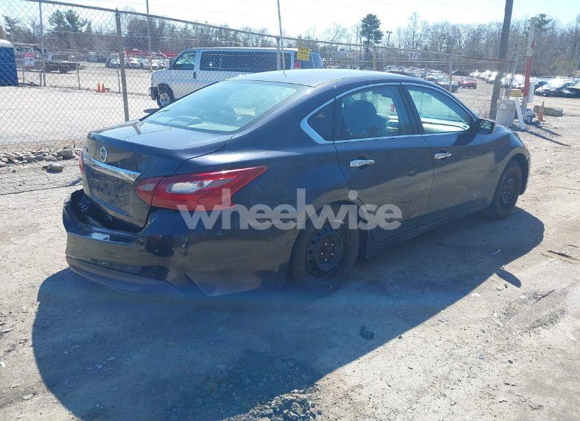 Photo 4 of 2018 Nissan Altima 2.5 S (VIN 1N4AL3APXJC120564)