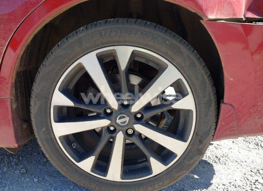 Photo 12 of 2018 Nissan Altima 2.5 SR (VIN 1N4AL3APXJC121746)