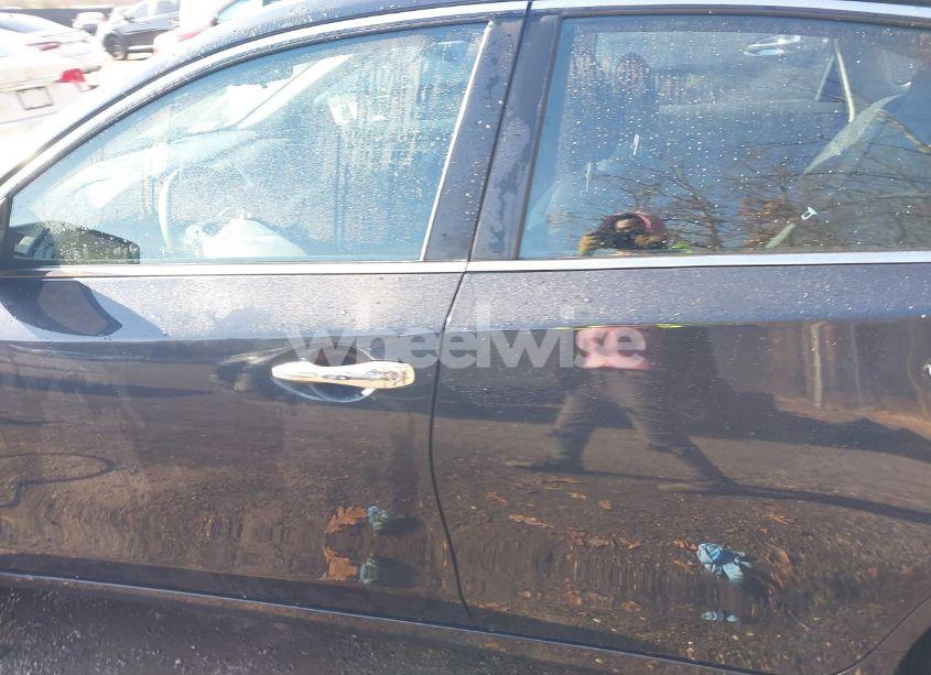 Photo 15 of 2018 Nissan Altima 2.5 S (VIN 1N4AL3APXJC124436)