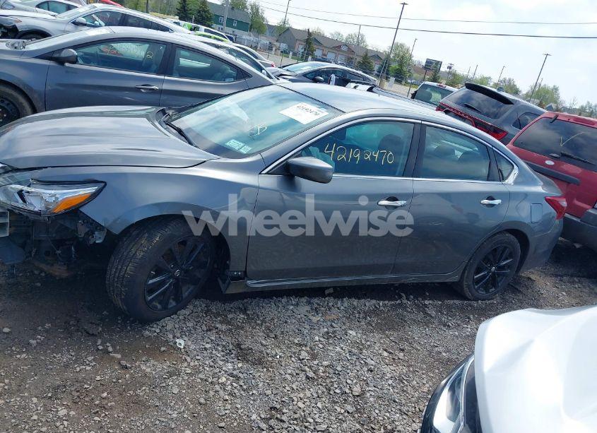 Photo 15 of 2018 Nissan Altima 2.5 SV (VIN 1N4AL3APXJC125179)