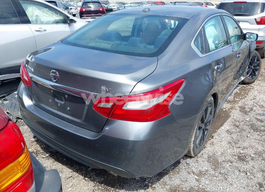 Photo 17 of 2018 Nissan Altima 2.5 SV (VIN 1N4AL3APXJC125179)