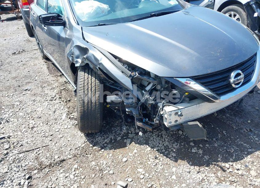 Photo 6 of 2018 Nissan Altima 2.5 SV (VIN 1N4AL3APXJC125179)