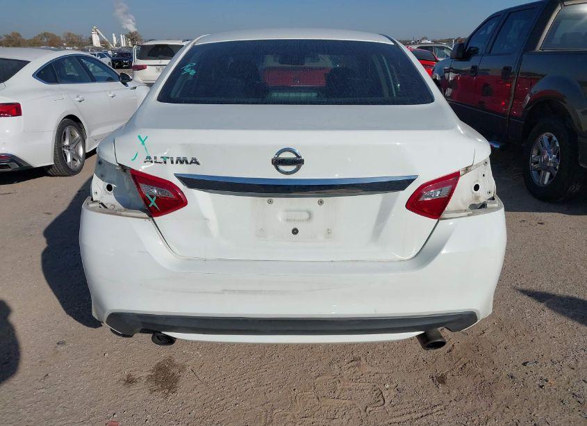 Photo 16 of 2018 Nissan Altima 2.5 S (VIN 1N4AL3APXJC126459)