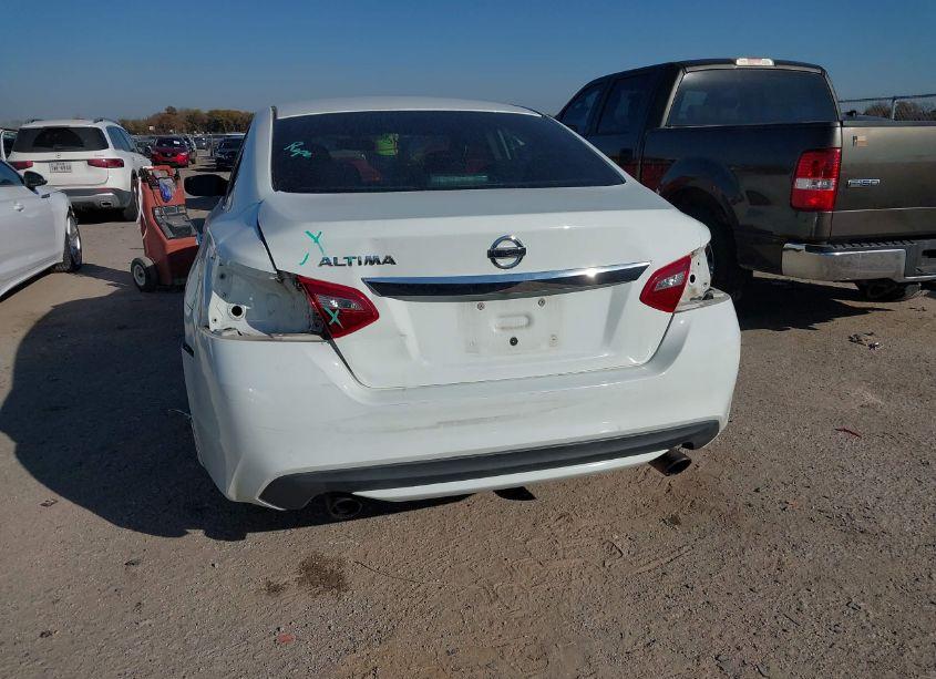 Photo 6 of 2018 Nissan Altima 2.5 S (VIN 1N4AL3APXJC126459)