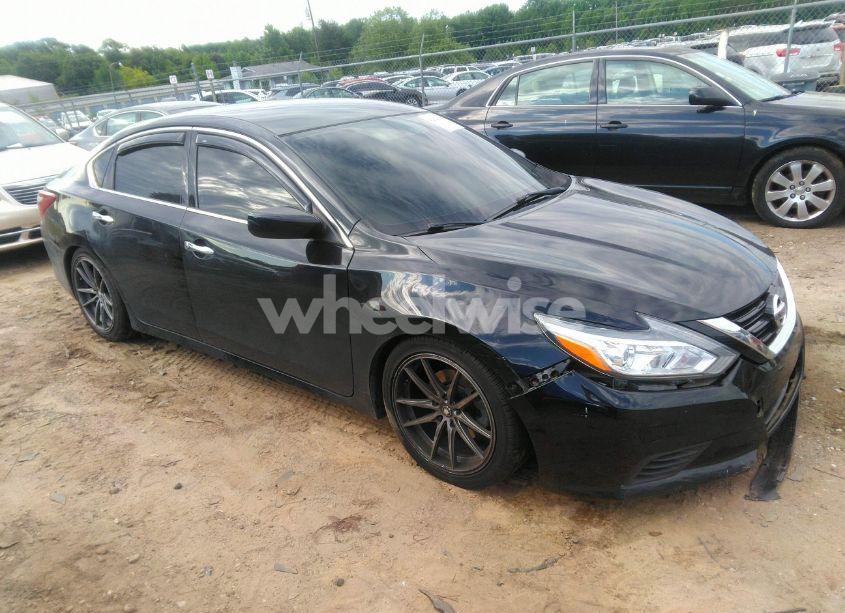 2018 Nissan Altima 2.5 S (VIN 1N4AL3APXJC141821) main photo