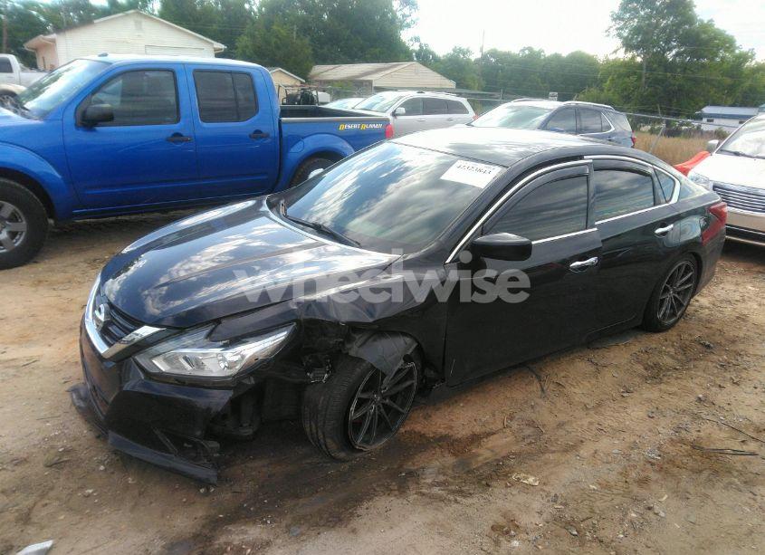 Photo 2 of 2018 Nissan Altima 2.5 S (VIN 1N4AL3APXJC141821)