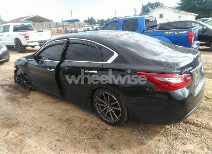 Photo 3 of 2018 Nissan Altima 2.5 S (VIN 1N4AL3APXJC141821)